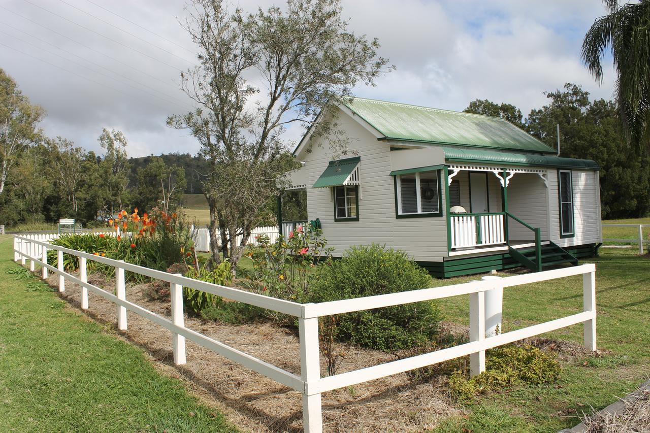 The Dollhouse Cottage Horseshoe Creek Eksteriør billede
